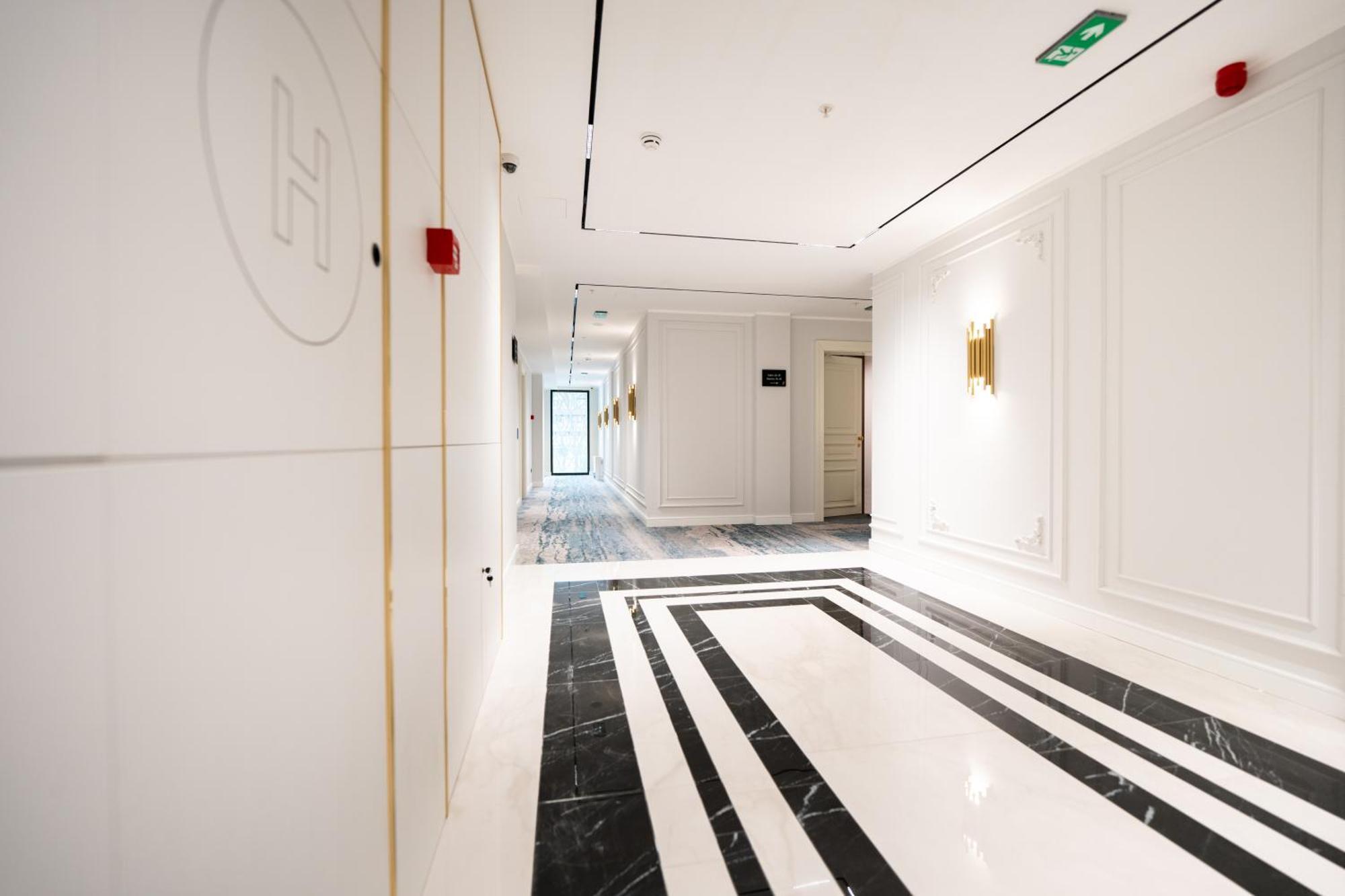 New Belgrade Premium Hotel Ngoại thất bức ảnh