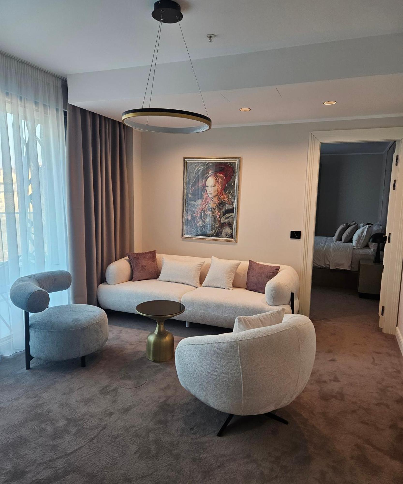 New Belgrade Premium Hotel Ngoại thất bức ảnh