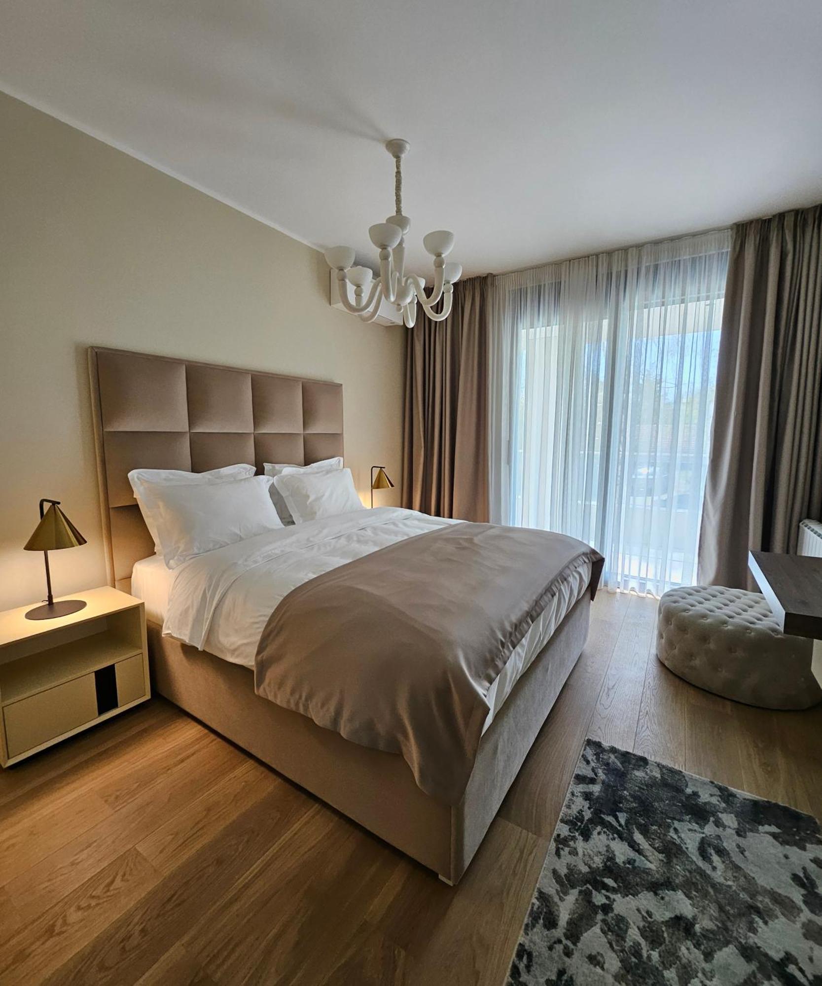 New Belgrade Premium Hotel Phòng bức ảnh
